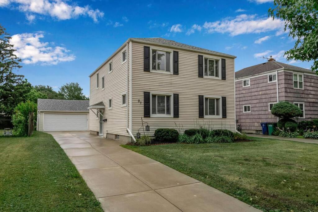 Gorgeous 2 Queen Bedroom Apartment In North Buffalo With 70 Inch Tv エクステリア 写真